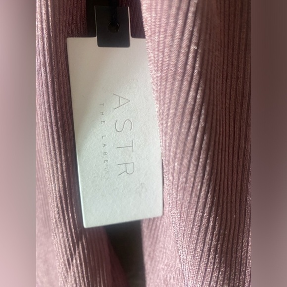 ASTR THE LABEL Mauve Ribbed Open-back Bodysuit M - Picture 3 of 7